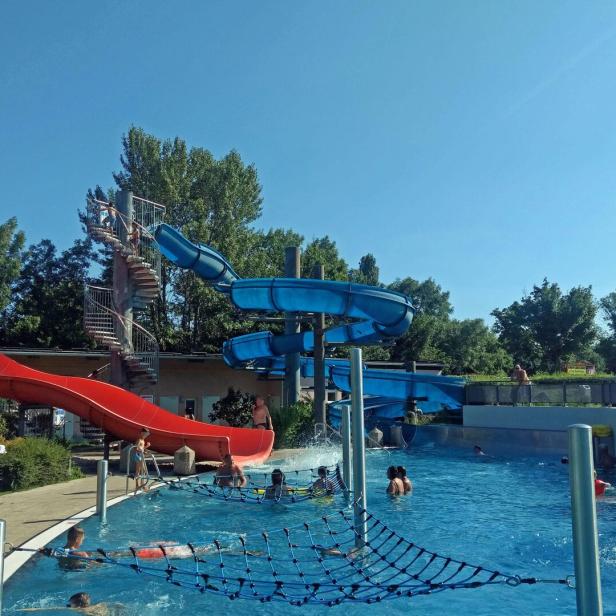 Der Zwischenfall ereignete sich im Traiskirchner Freibad Aqua Splash.
