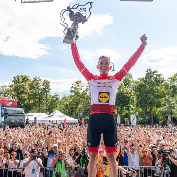 TOUR OF AUSTRIA: 5. ETAPPE VON LANGENLOIS BIS WIEN: MÜHLBERGER (AUT)