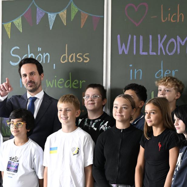 PK "NEUES IM NEUEN SCHULJAHR": WIEDERKEHR (NEOS)