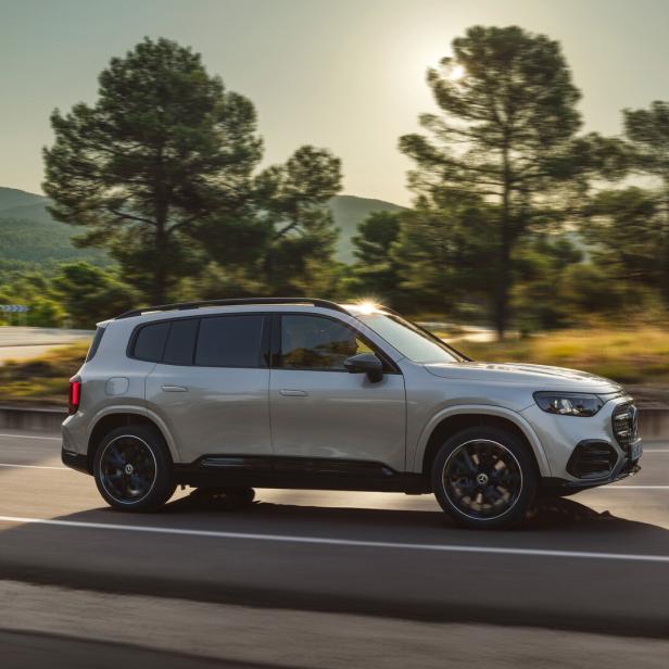 Der neue Mercedes-Benz GLB: vielseitiger Alltagsheld mit Raum für SpontanitätThe all-new Mercedes-Benz GLB: a versatile everyday hero with room for spontaneity