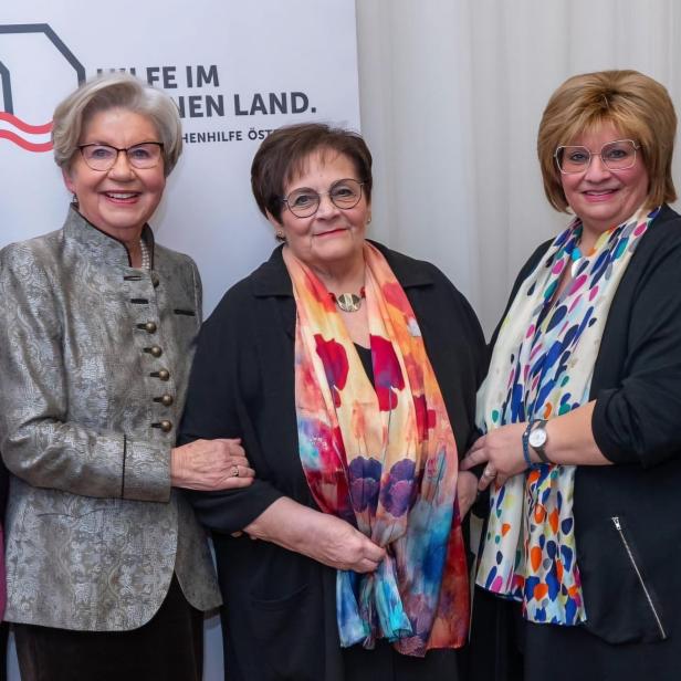 Sissi Pröll, Bundesleiterin Elfriede Straßhofer, Landesleiterin für NÖ Margit Straßhofer