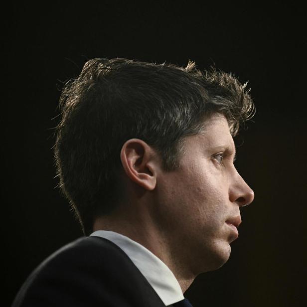 FILES-US-TECHNOLOGY-APPLE-OPENAI-COURT