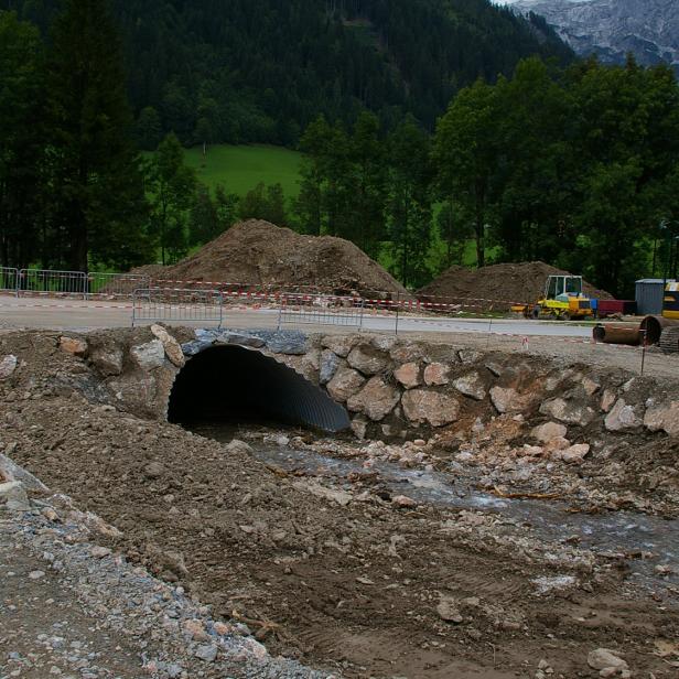 Baustelle mit Bagger 