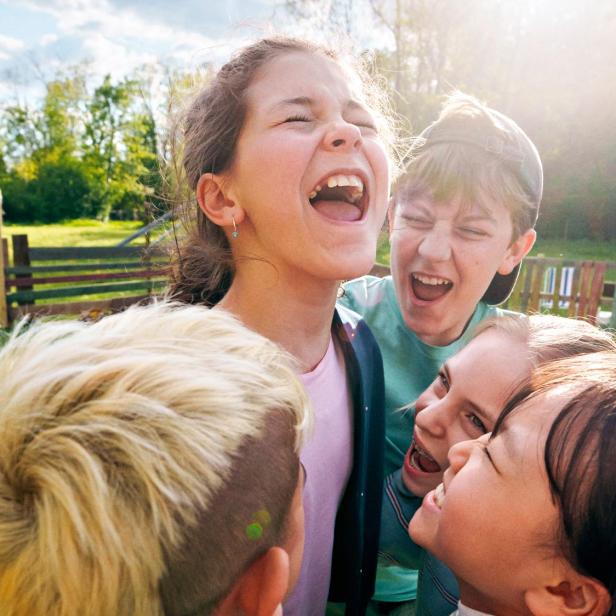 Eine Gruppe von Kindern 