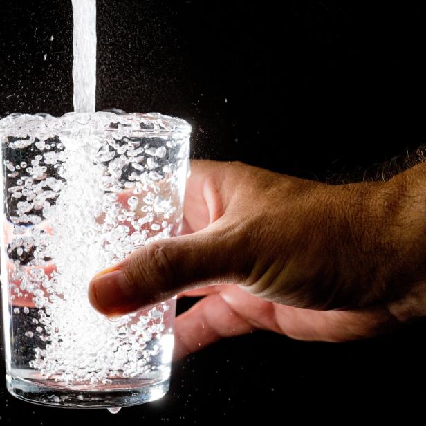 ++ THEMENBILD ++ WASSER / TRINKWASSER