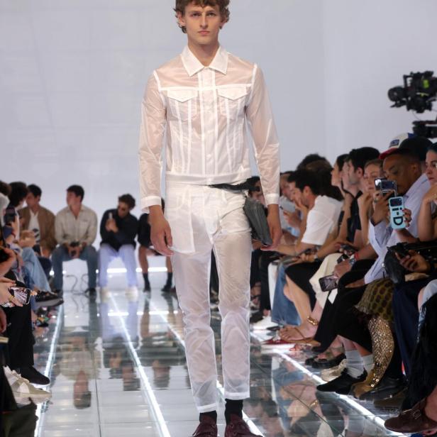 Prada - Runway - Milan Fashion Week