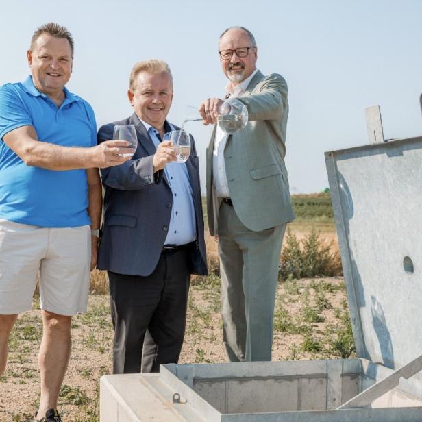 3 Männer mit Wasser