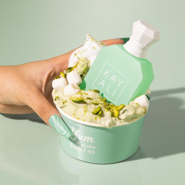 Parfum Kayali in einem Eisbecher