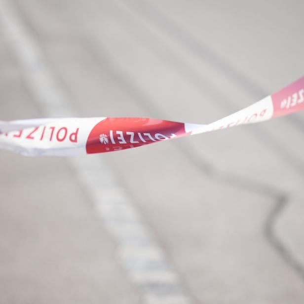 ++ THEMENBILD ++ NIEDERÖSTERREICH: TOTER IM BEZIRK KORNEUBURG - VERDÄCHTIGER FESTGENOMMEN
