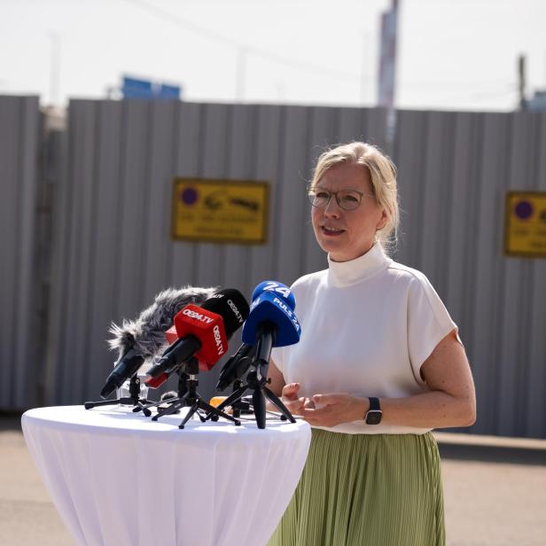 Leonore Gewessler
