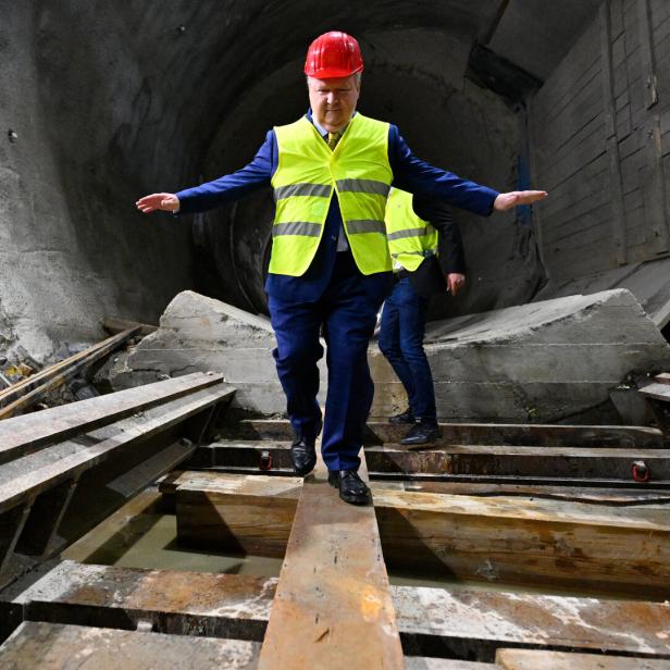 WIENER LINIEN: U2XU5 - "TUNNELVORTRIEBSMASCHINE DEBOHRA HAT ZIEL ERREICHT" / LUDWIG (SPÖ)