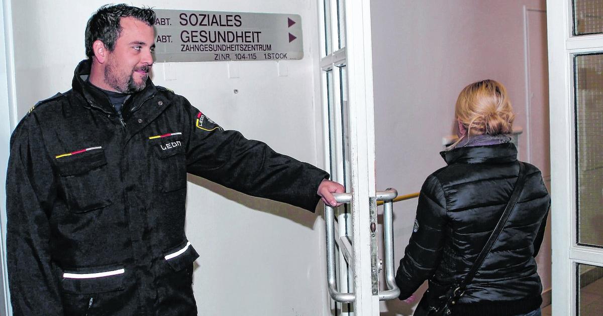 Mehr Security-Personal im Amt