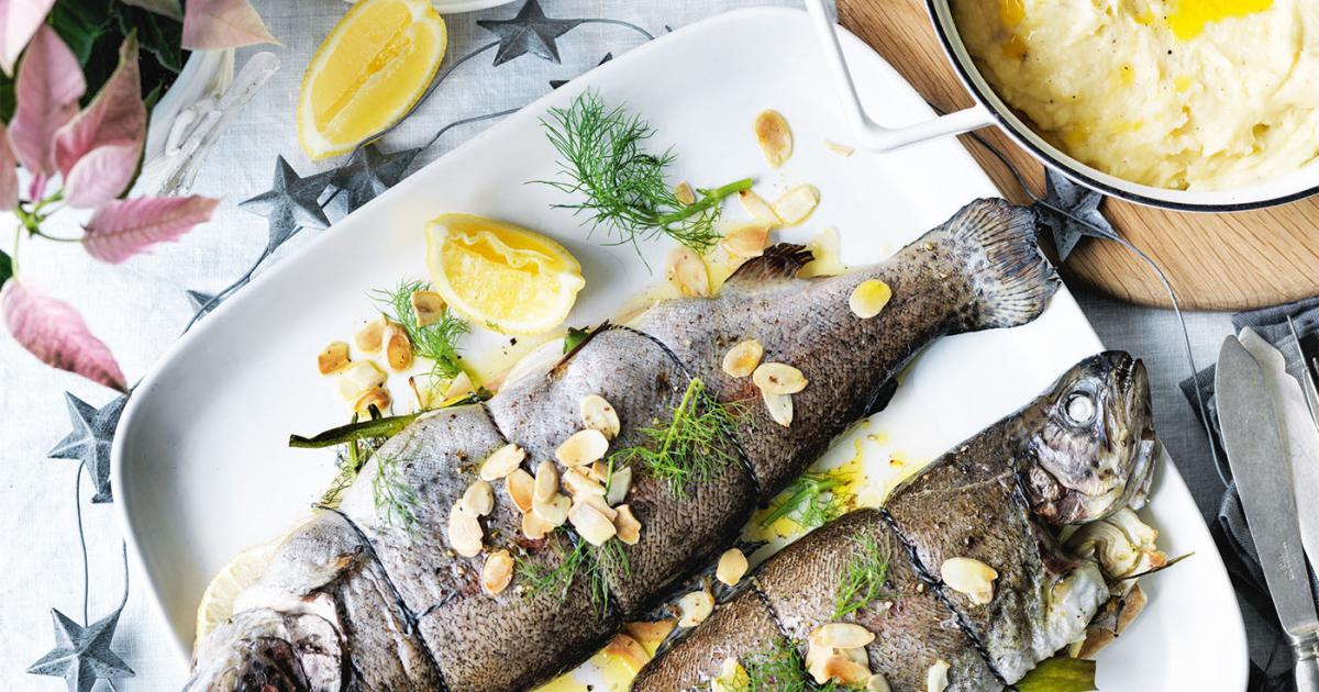 Gebratene Forelle mit Mandelbutter, Fenchelsalat und Kren-Erdäpfelpüree ... Gebratene Forelle mit Mandelbutter, Fenchelsalat und Kren-Erdäpfelpüree ...