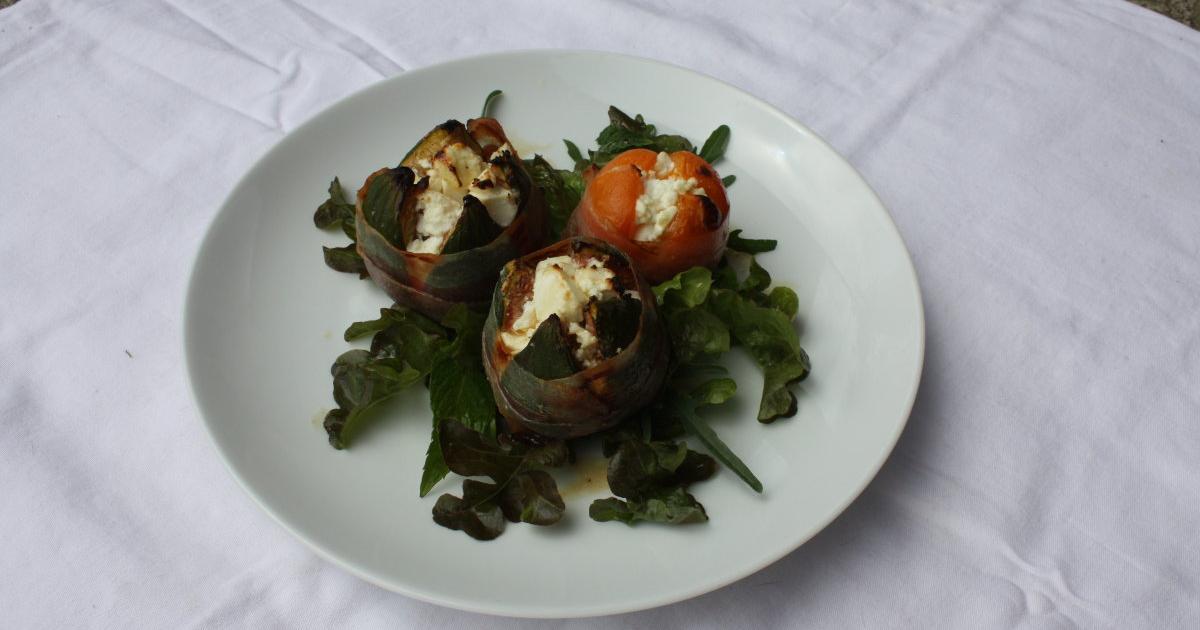 Dinner for One: Pikante Früchte mit Speck und Käse