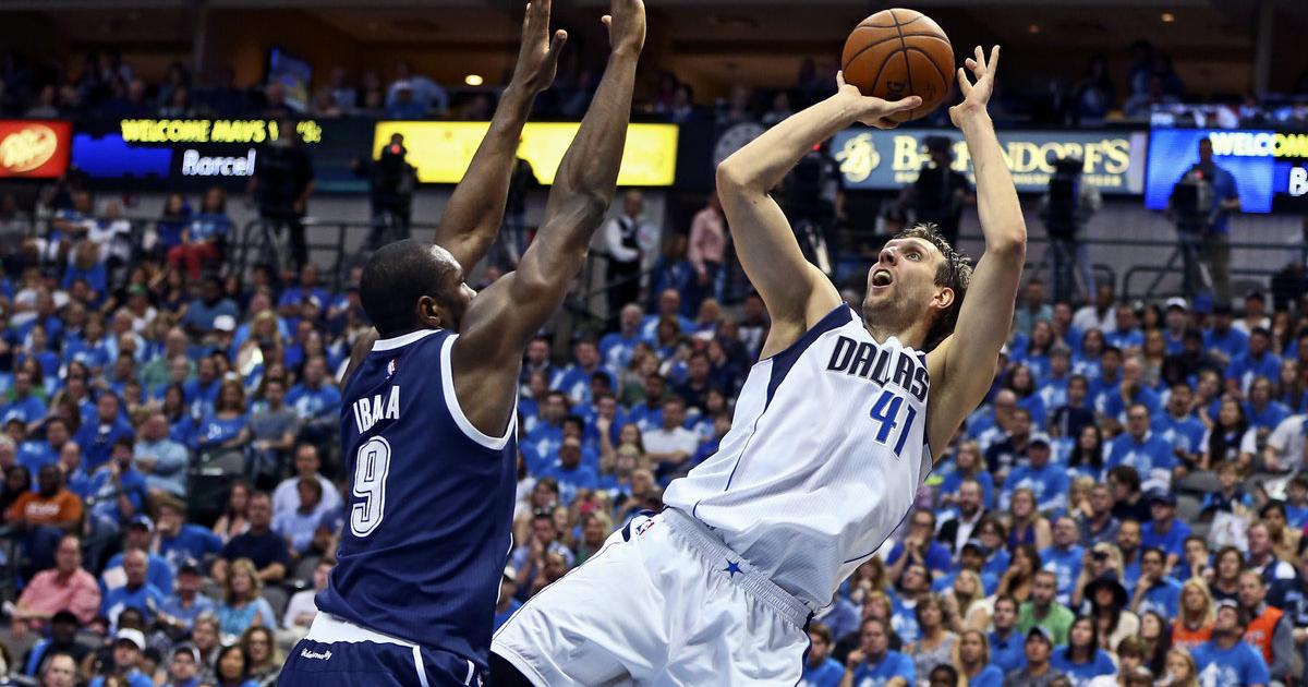 Dirk Nowitzki Fade away