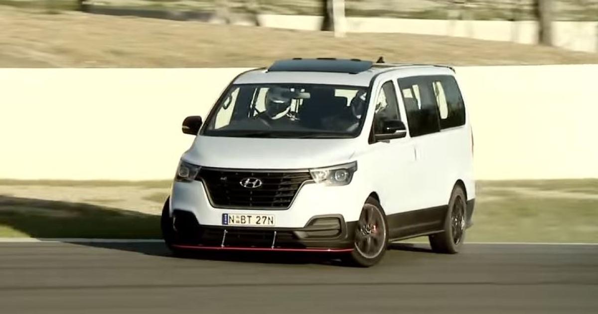 Witziges Video: So wird ein Hyundai-Van zum Drift-Bus