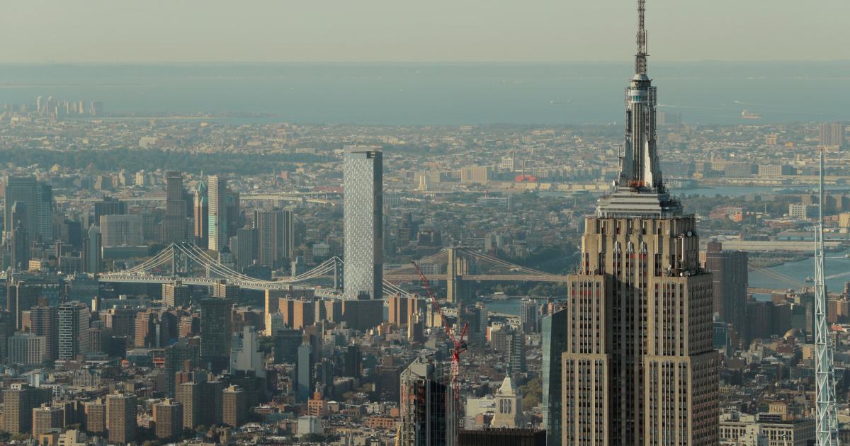 Coronavirus: Empire State Building in New York pocht rot