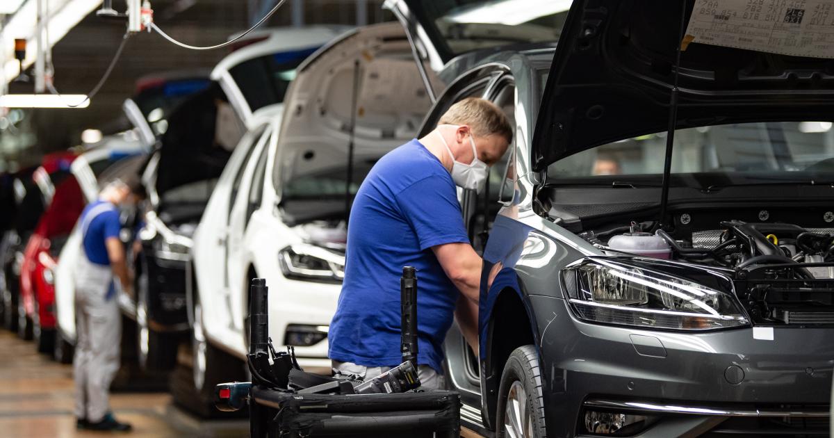 Autoverkauf bei VW brach in Deutschland im April um 67 Prozent ein