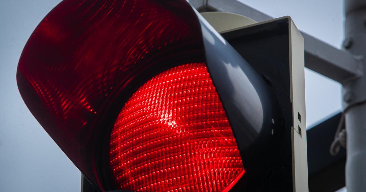 Verkehrsampel-hielt-Klimmz-gen-nicht-stand-Anzeige-in-Waidhofen-Ybbs