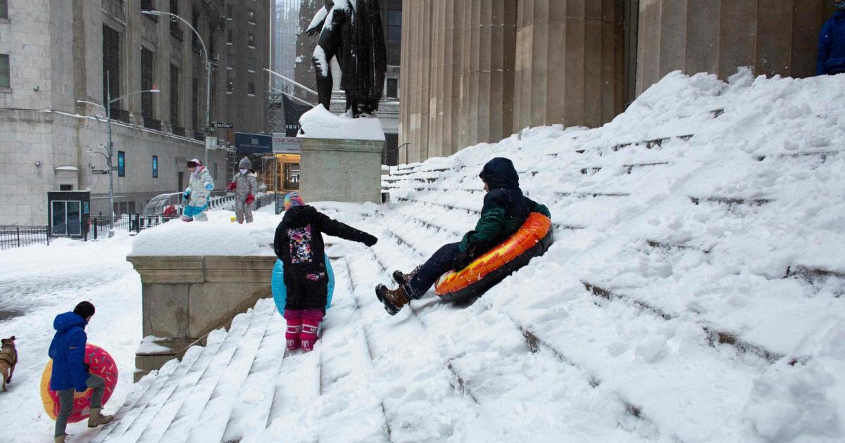 Heaviest snowfall in years in New York