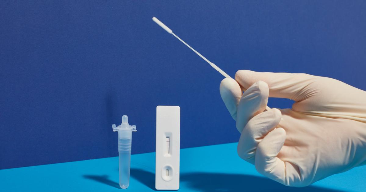 Covid-Infektion: Zweifach- und Dreifachgeimpfte entwickeln seltener Symptome