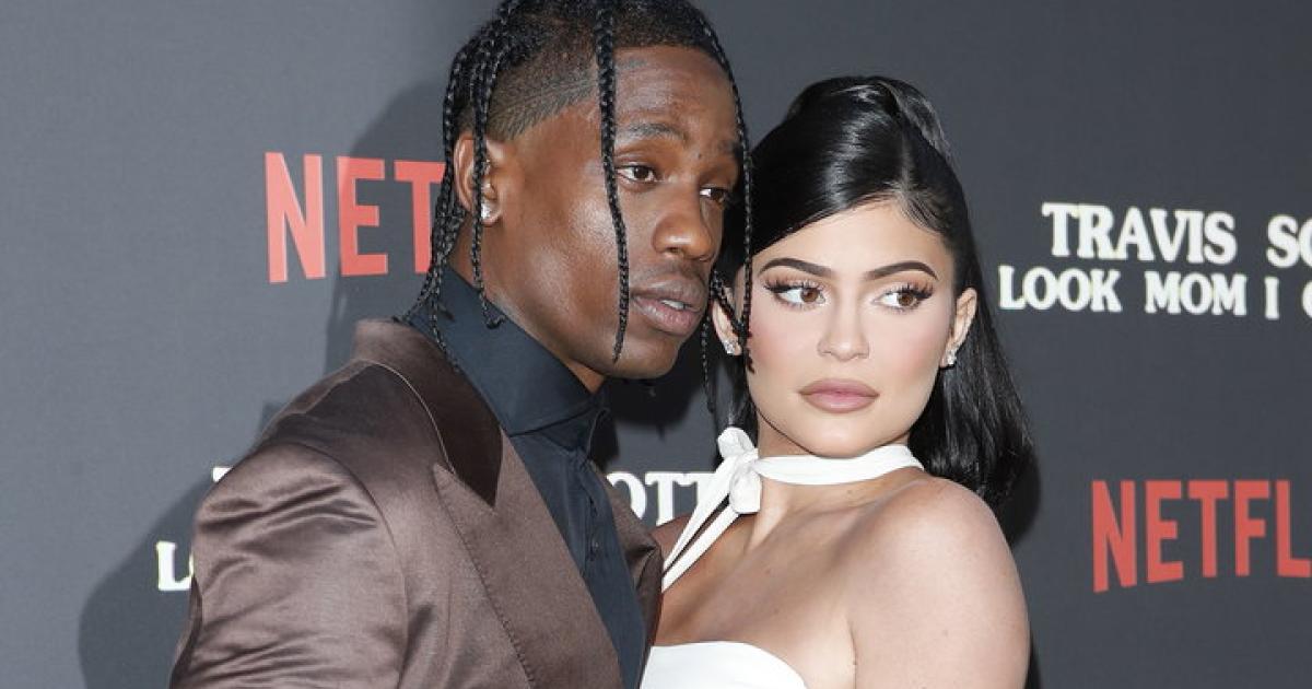 Kylie Jenner Shows Off Diamond Ring: Secret Wedding To Travis Scott?