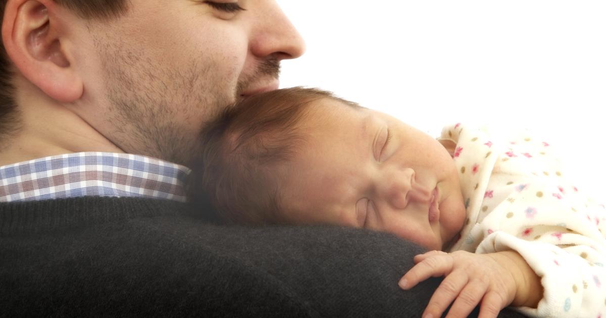 Neue Elternzeit Philip Morris schenkt bis zu 18 Wochen Betreuungszeit