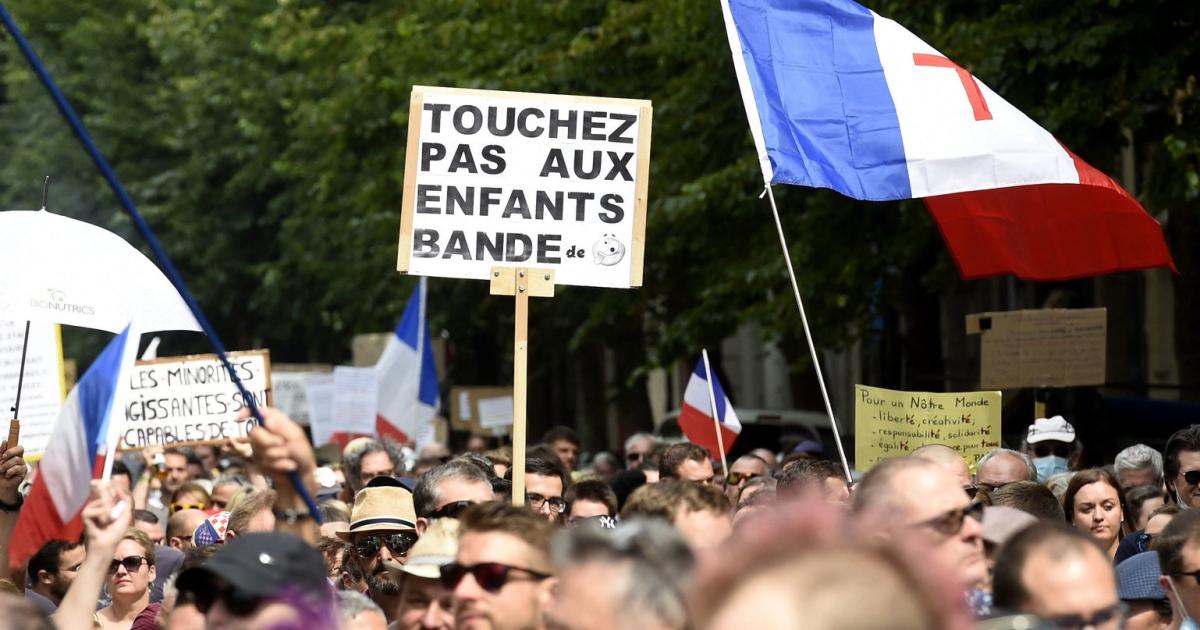 Zehntausende Demonstrierten Erneut In Frankreich