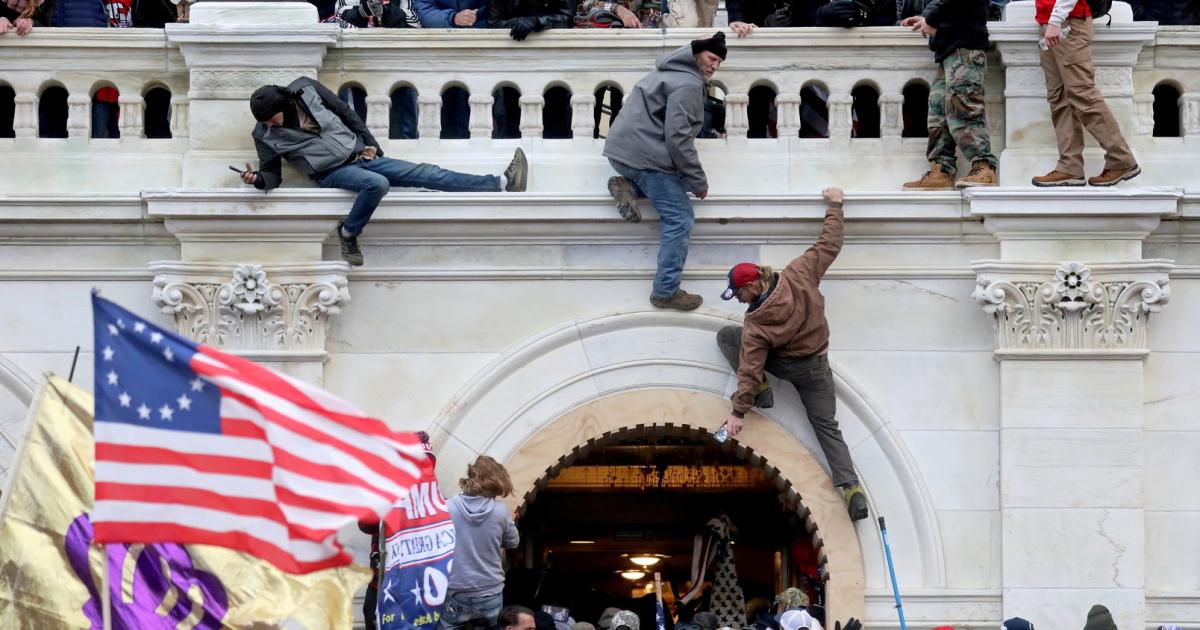 Right.wing extremists face 20 years in prison after storming the Capitol