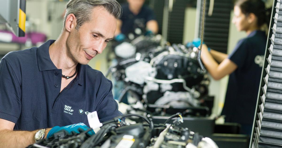 BMW boss promises: No job cuts through e.car production