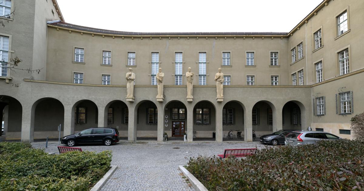Missbrauchsprozess-in-Krems-22-J-hriger-vor-Gericht