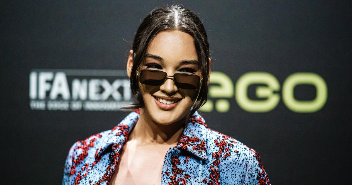 Fr-here-GNTM-Gewinnerin-Alex-Mariah-Peter-spricht-ber-schwierige-Kindheit