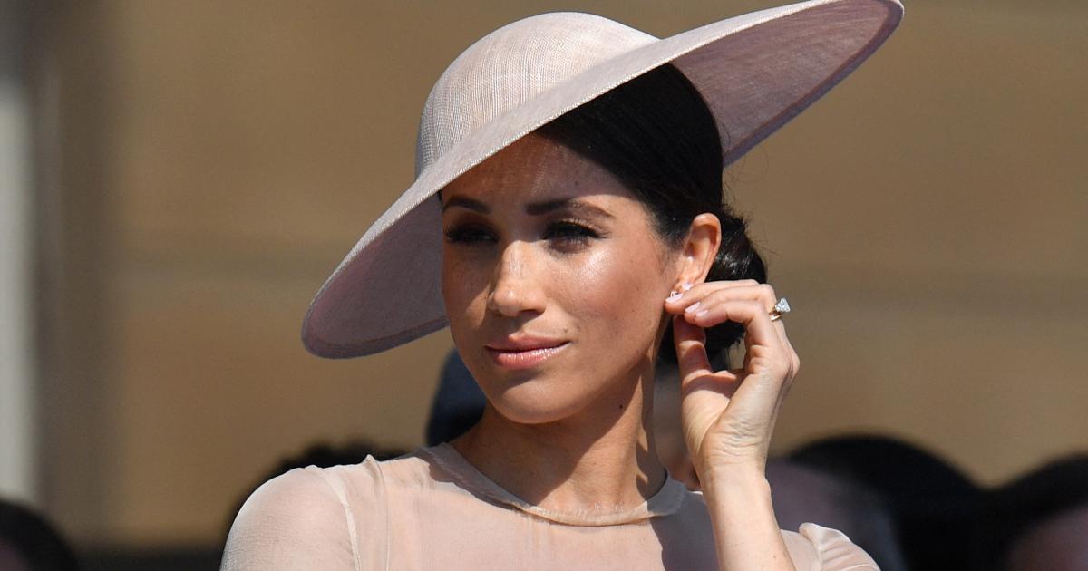 Meghan video: Internet laughs at embarrassing moment at polo game