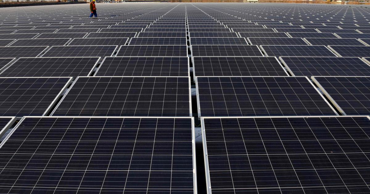 Photovoltaic Modules: All World Dependent on China