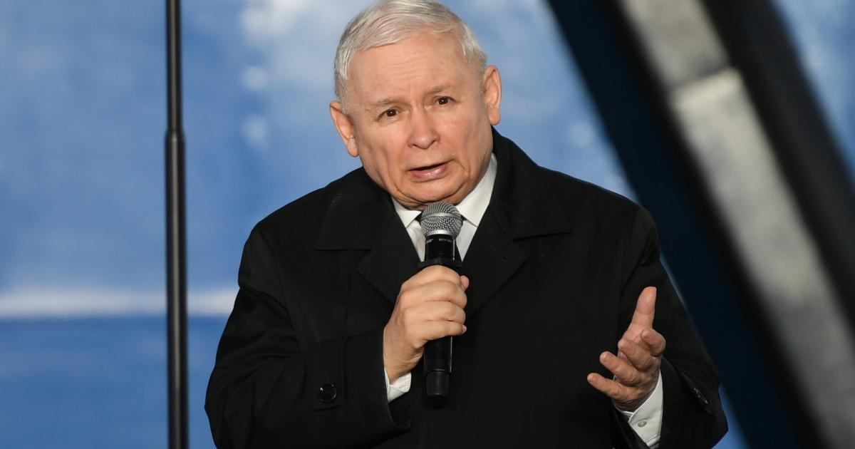 Kaczynski Drinking Women Responsible For Low Birth Rate The Observatorial