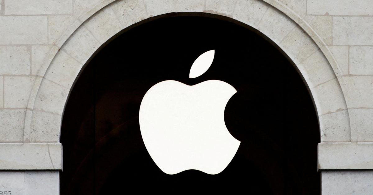 Apple blocks app update due to AI concerns