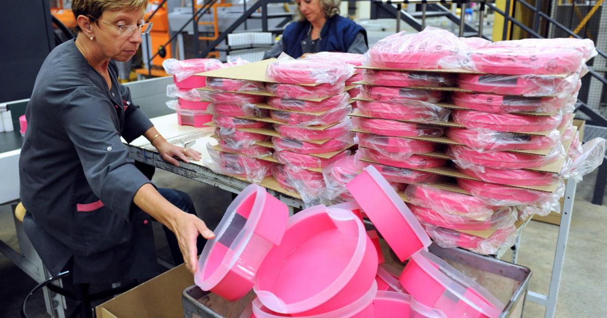 Tupperware on the verge of bankruptcy Company files for US bankruptcy