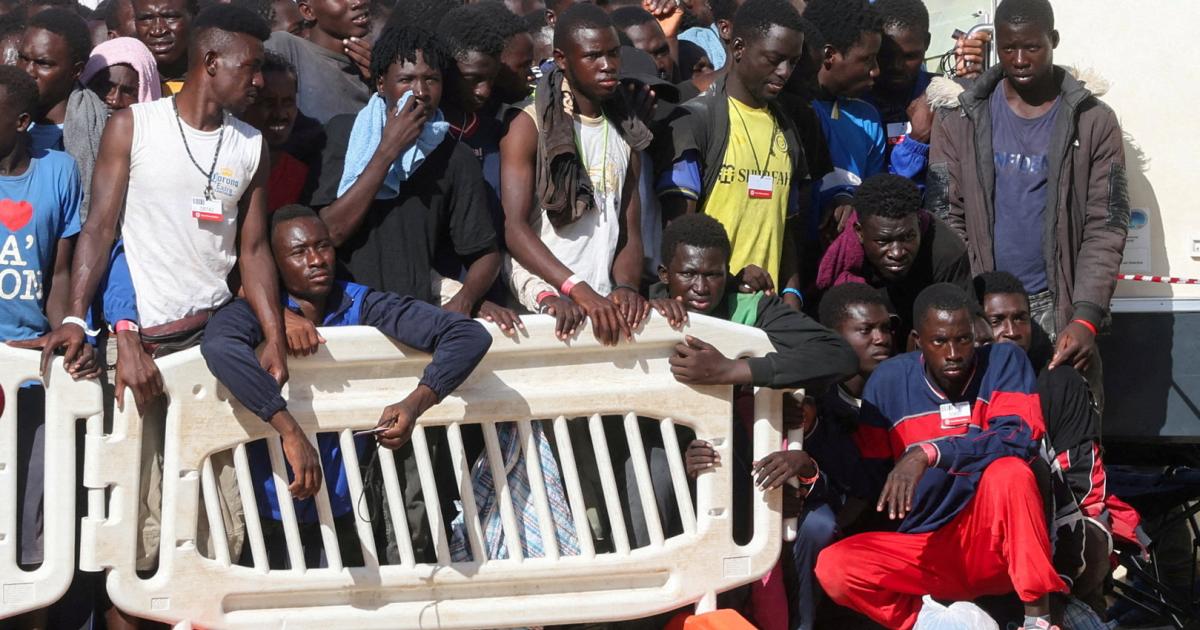 Migrantes en Lampedusa: Italia prepara medidas “extraordinarias”