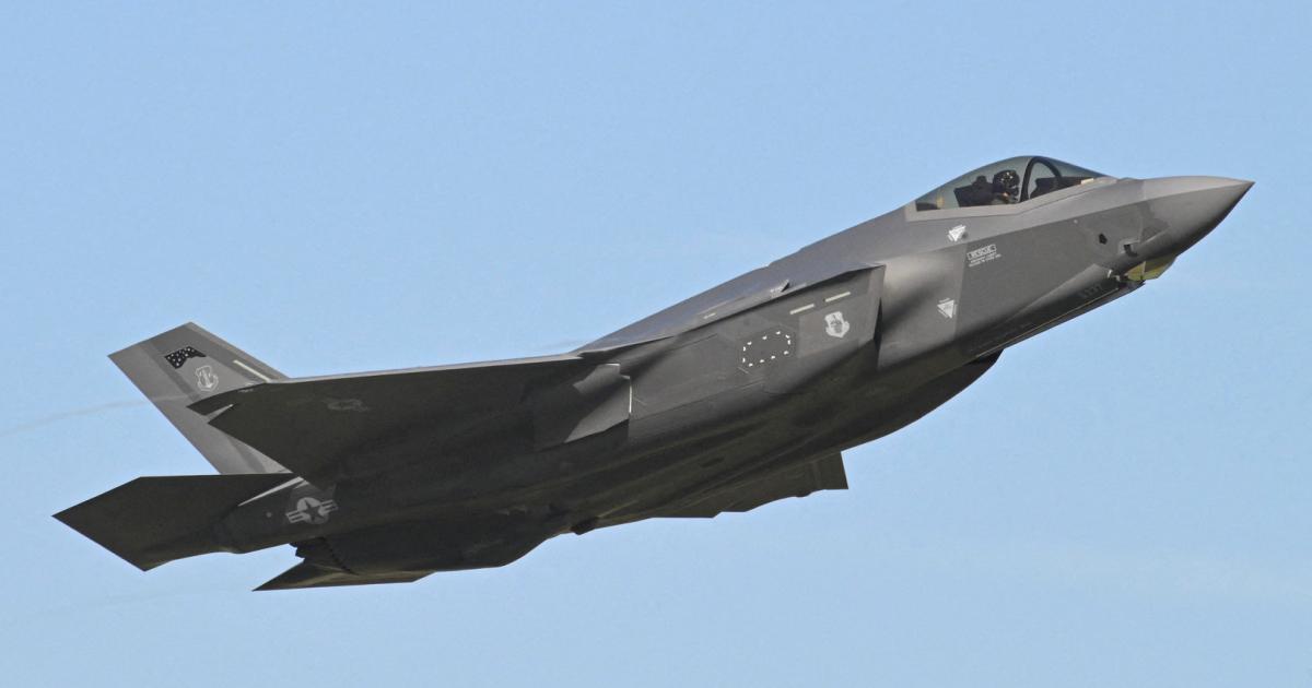 Fighter jet missing: US military asks population for help