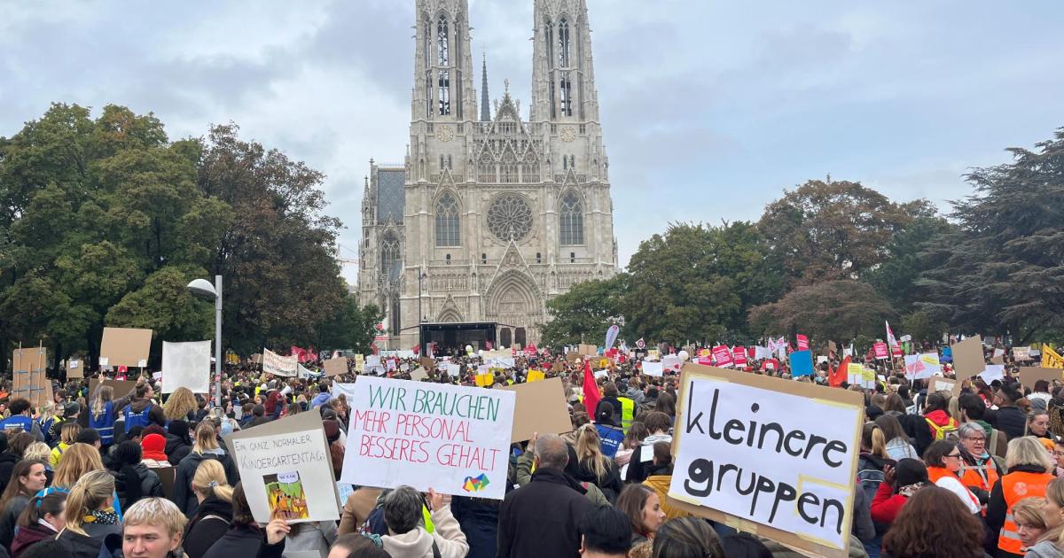  Foto zu Kindergarten-Streik in Wien: Rund 10.000 Teilnehmer 