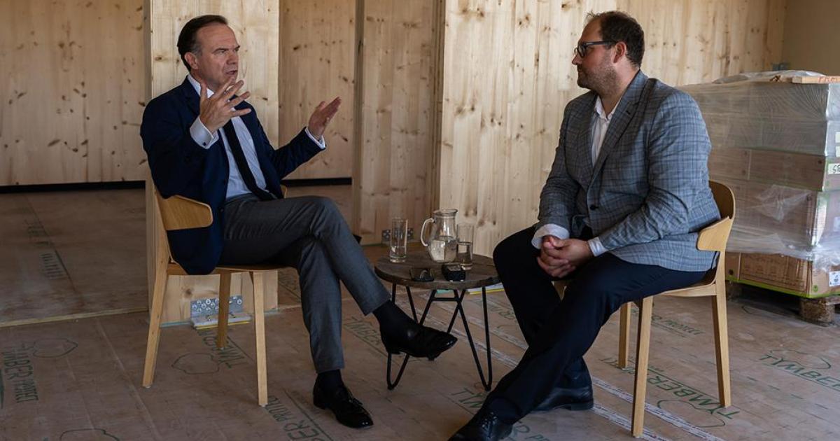 „Popsal bych nás jako finanční psychopaty…“