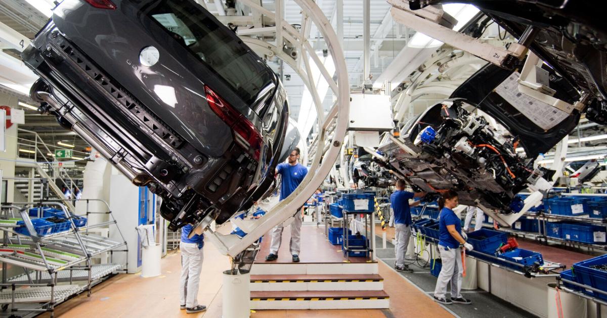 Expert warns: Automotive industry heading towards mega chip crisis
