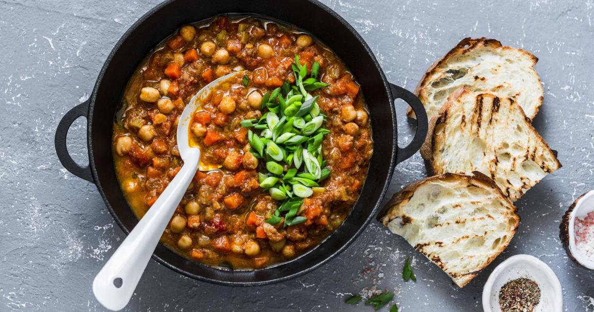 Vegan durch den Jänner - Melanzani-Erdnuss-Eintopf