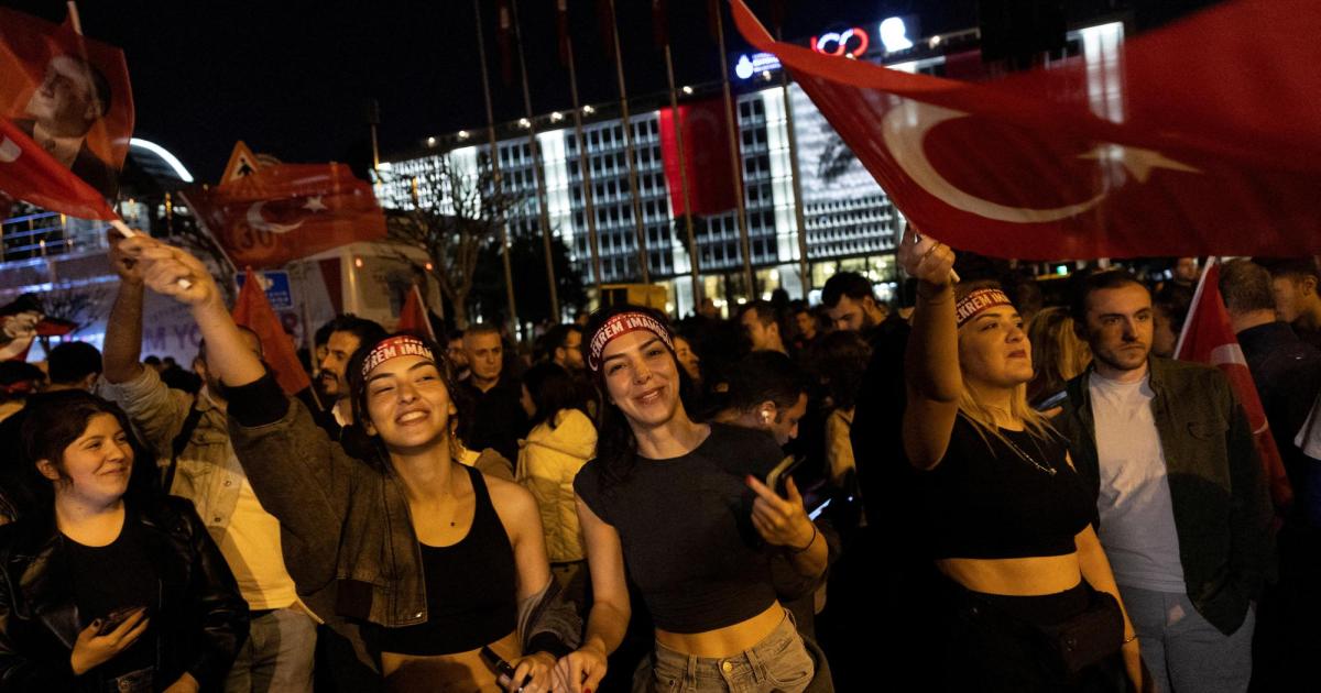 Istanbul and Ankara city parliaments could also be won by the opposition