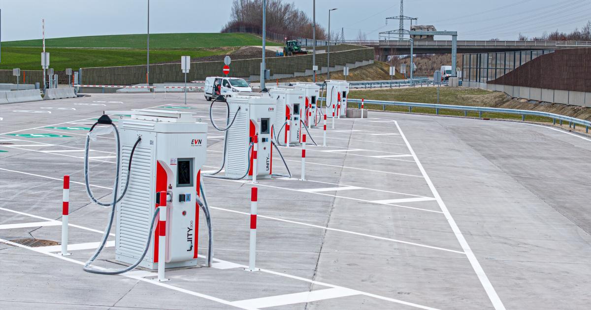 Motorway gas stations: Area protection should be dropped because of e-charging stations