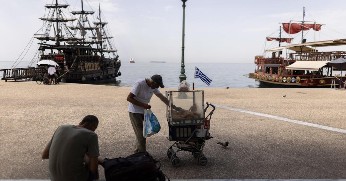 Greece introduces the six-day week