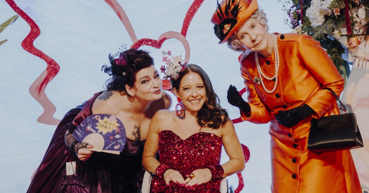 -Queen-Dolly-Schmidinger-adelt-den-Diversity-Ball-