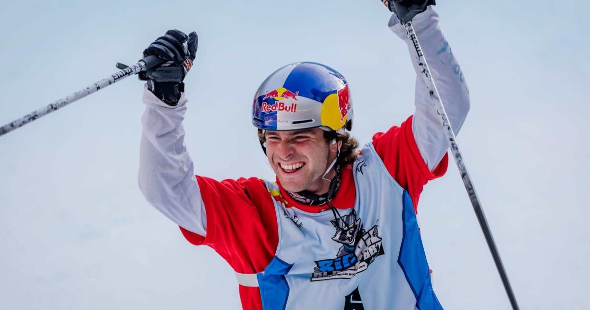 ÖSV freeskier Matej Svancer flies onto the podium at Big Air Klagenfurt