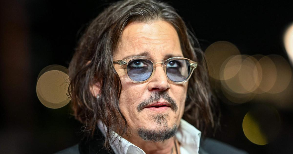 achtung-fans-johnny-depp-warnt-vor-gef-lschten-social-media-profilen