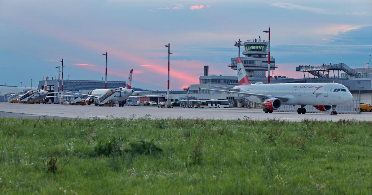 halbnackter-auf-innsbrucker-flugfeld-psychischer-ausnahmezustand